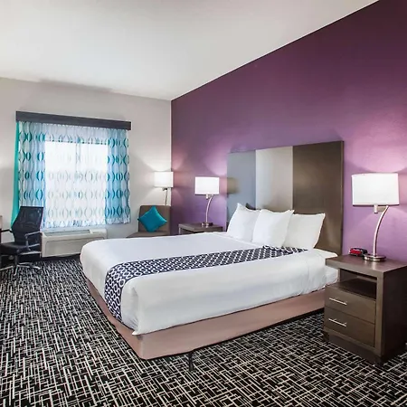 La Quinta Inn & Suits By Wyndham Pontoon Beach Il Exterior foto