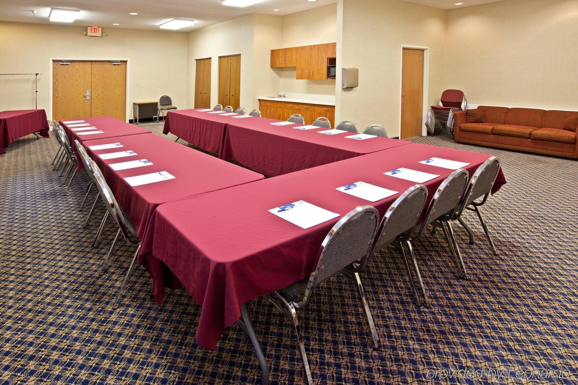 La Quinta & Suits By Wyndham Pontoon Il 3* Pontoon Beach